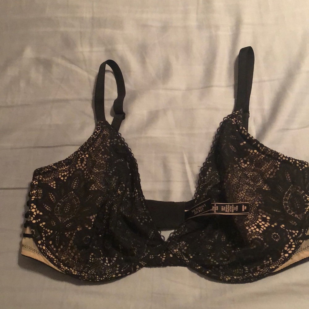 Victoria Secret very sexy bra